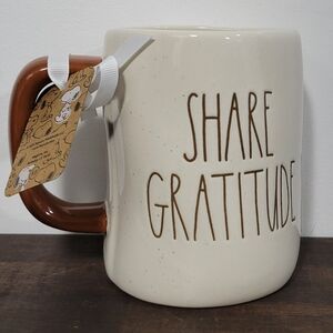 Rae Dunn X Snoopy Share Gratitude Mug